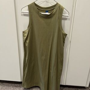 Green tshirt dress with pockets